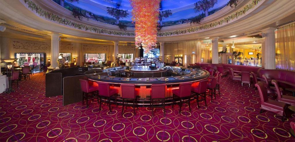 Peppermill Resort Spa Casino Reno Exterior photo