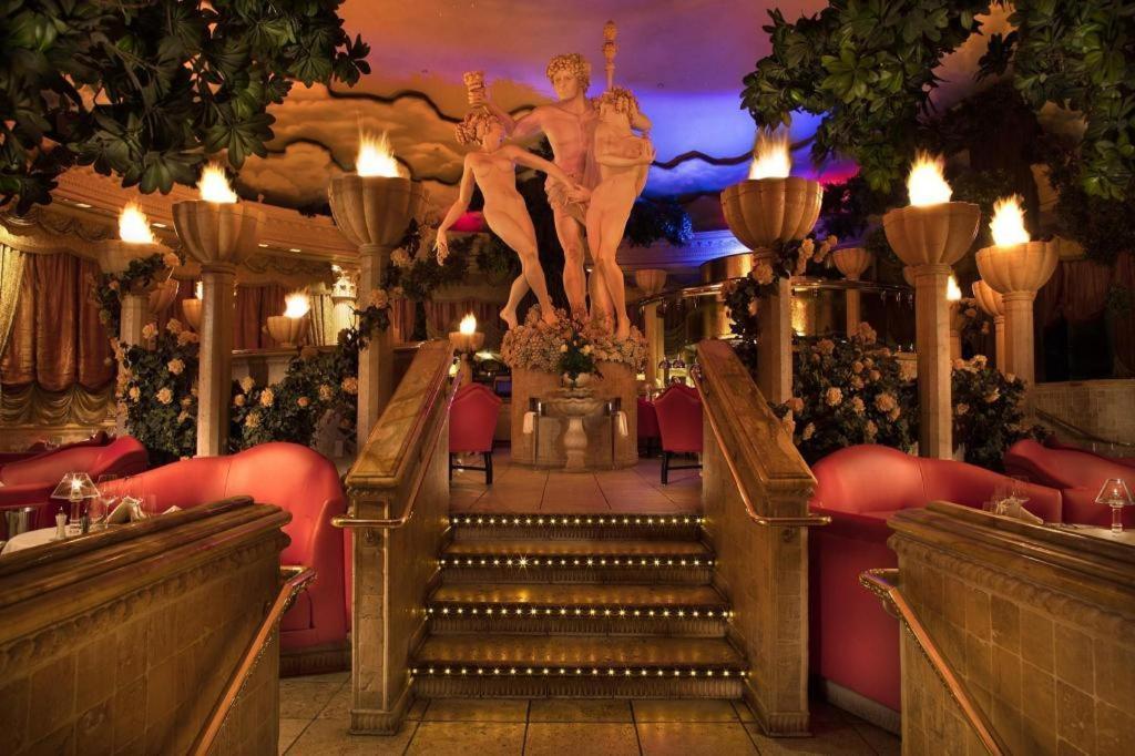 Peppermill Resort Spa Casino Reno Exterior photo