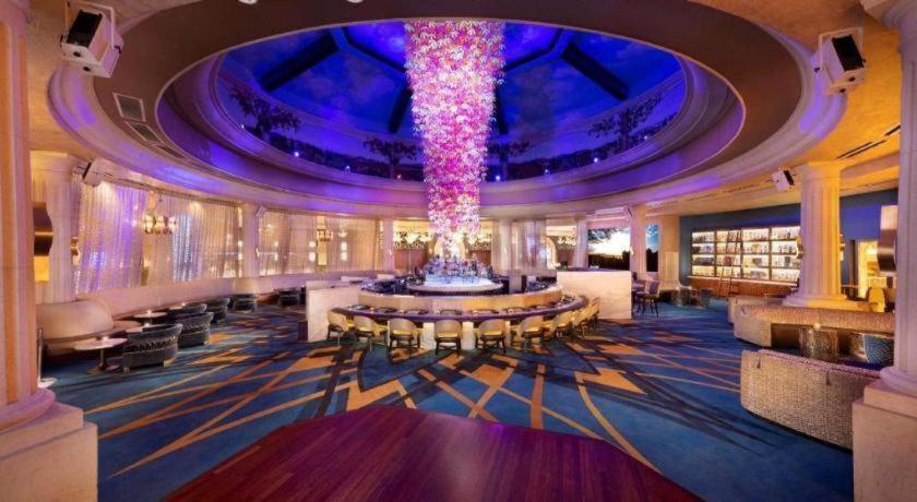 Peppermill Resort Spa Casino Reno Exterior photo